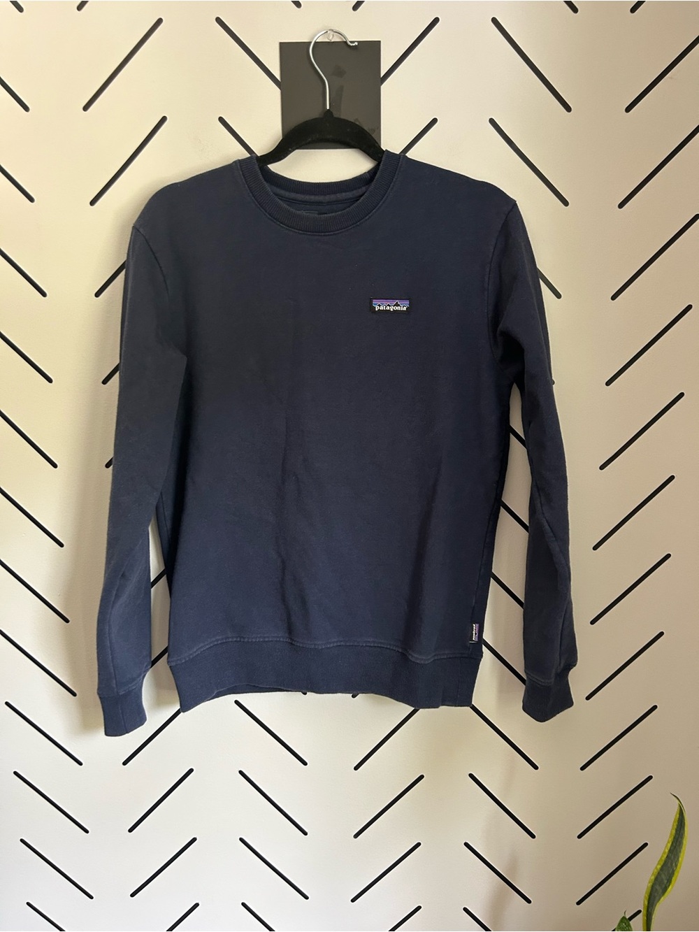 Patagonia navy crew neck